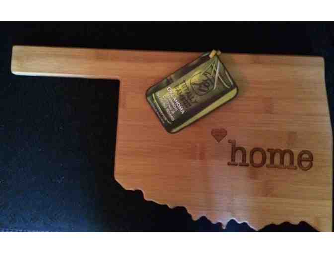 State of Okla 'Home-a'  Bamboo Cutting Board & Stand