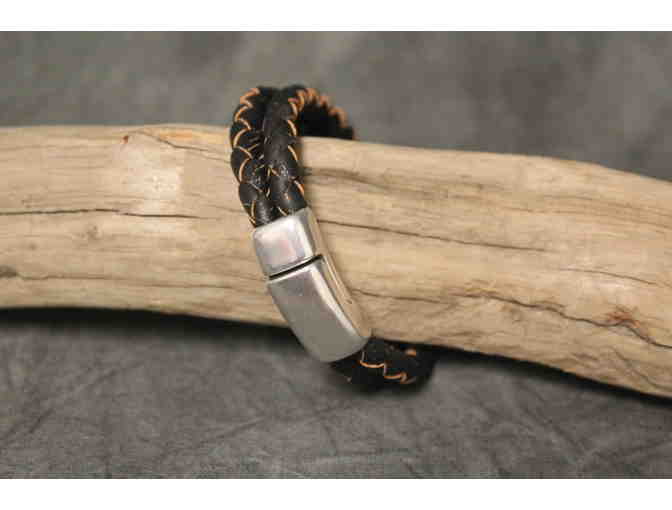 Unisex Leather Magnetic Closure Bracelet