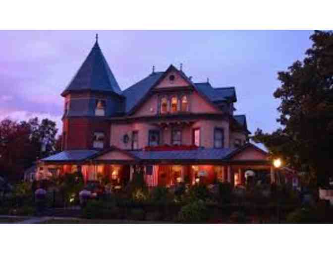 Union Gables Inn & Suites