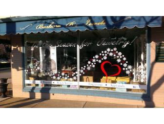 Tear-Drop earrings. White Quartz (27.76 carats) and Black Diamond Surround (136 dias)