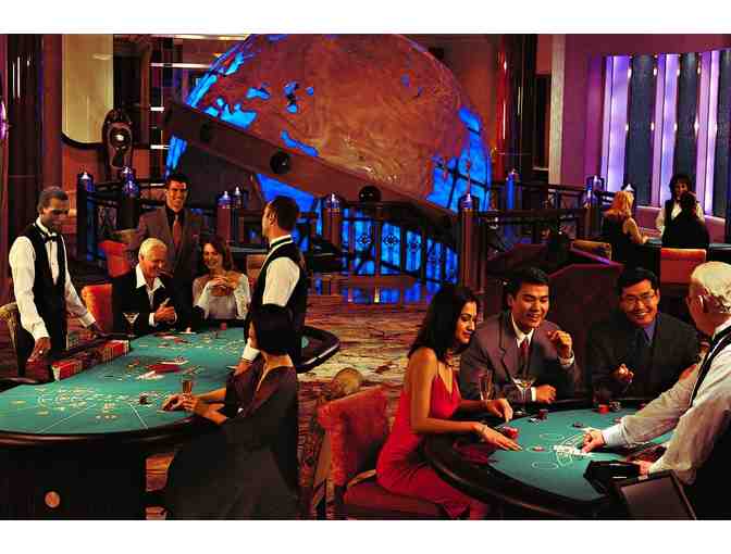 1 Friday Night Stay in Deluxe Accommodations for 2 at the Foxwoods Resort Casino, CT!