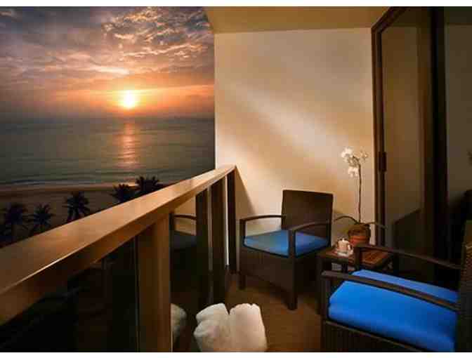 2 Nights in a Partial Ocean View King Room & Dinner at the Tideline Ocean Resort & Spa FL!