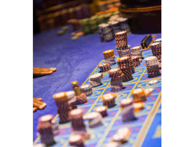 3 Night Stay with Breakfast at the Renaissance Santo Domingo Jaragua Hotel & Casino!