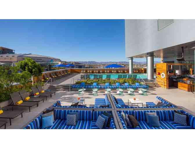 2 Nights in Deluxe Accommodations w/ Dining Credit at the Kimpton Hotel Palomar Phoenix. - Photo 1