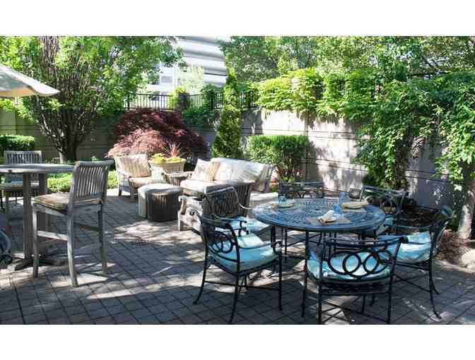 1 Weekend Stay (Fri or Sat) in a Superior Suite at the InterContinental Suites Cleveland