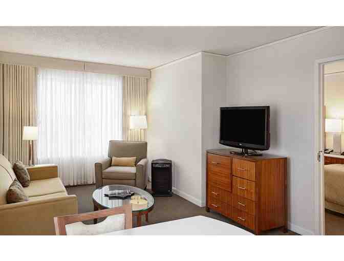 1 Weekend Stay (Fri or Sat) in a Superior Suite at the InterContinental Suites Cleveland - Photo 6