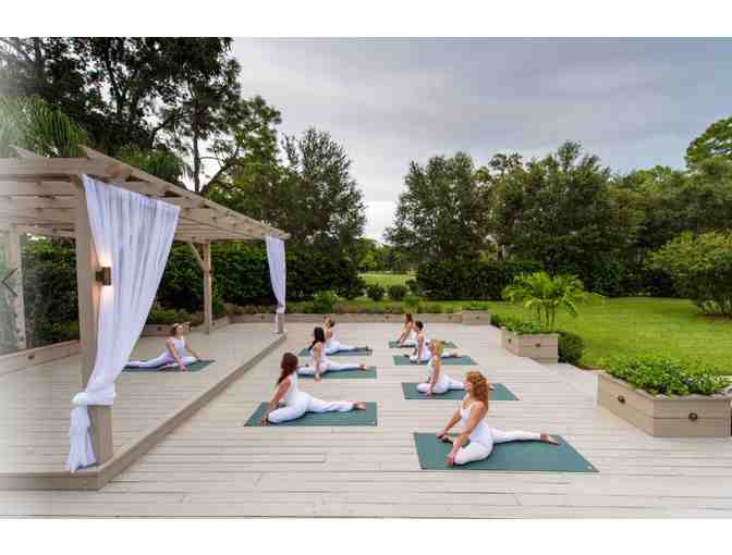 2 Nights in a Suite for 2 Adults & a Round of Golf for 2 at Innisbrook Resort in FL