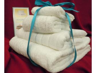 Matched set of cotton bath linens, including bath mat & plush rug - Margo Moore Interiors