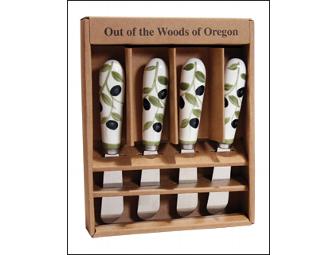 Breadboard with Oil Bowls and Set of Spreaders