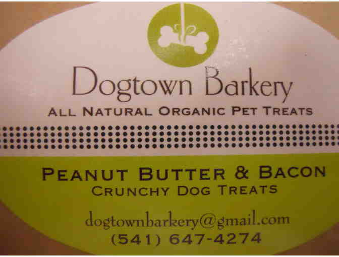 Dogtown Barkery Dog basket