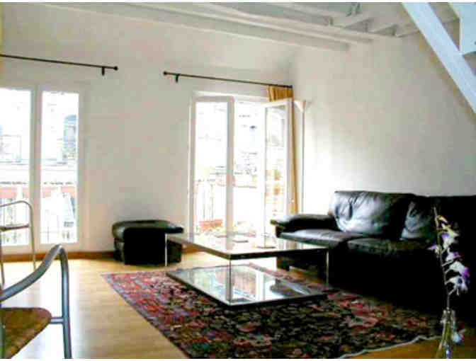 5 nights in Paris - 2 bedroom penthouse w/ balcony on Rue St Honore steps away from Louvre - Photo 2