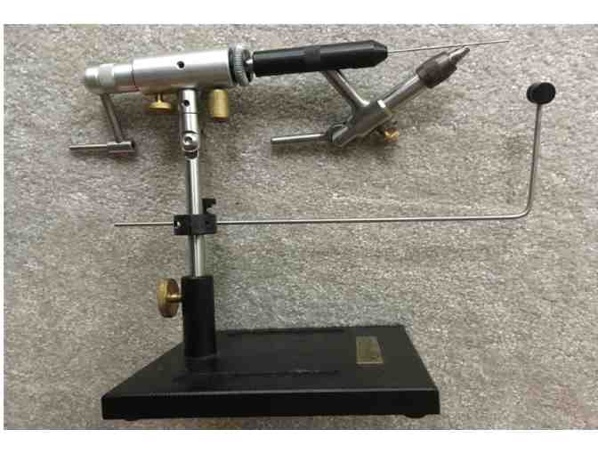 Dyna-King Barracuda Deluxe Tying Vise, New