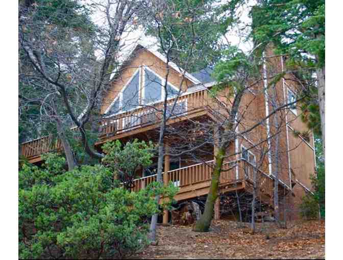 Lake Arrowhead Mountain House for a 'Weekend in the Mountains'