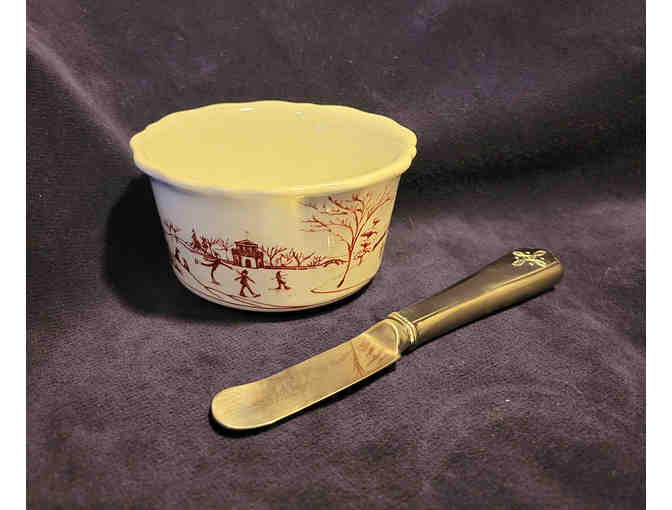 48. Juliska Country Estate Butter Knife and Dish