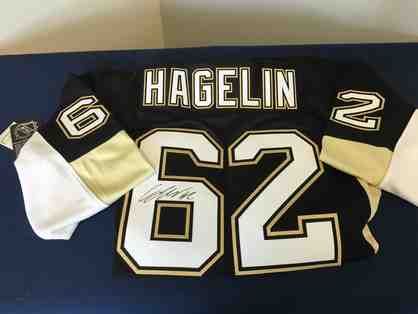 Pittsburgh Penguin Carl Hagelin Autographed Jersey