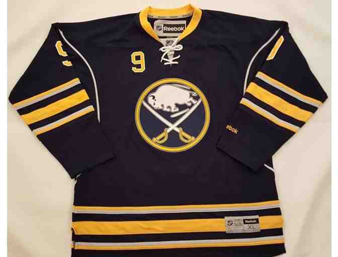 Buffalo Sabres Jersey autographed by Evander Kane