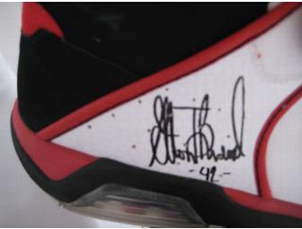 Philadelphia 76er Elton Brand's Worn & Signed Game Shoes