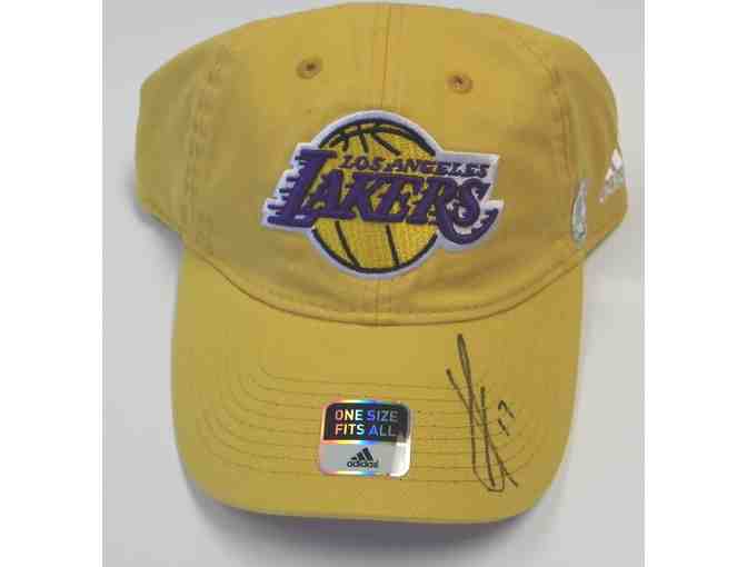 Lakers cap signed by Jeremy Lin