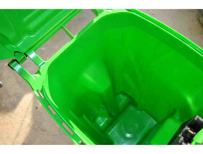 Critter Proof Gravity Roll Cart