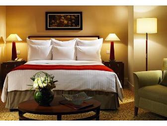 LONDON GETAWAY: The Royal Court, 2 Night Stay at the Marriott, American Airlines Airfaire