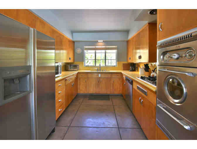 A Week at a Fabulous Palm Springs Home  Including air travel on American Airlines!