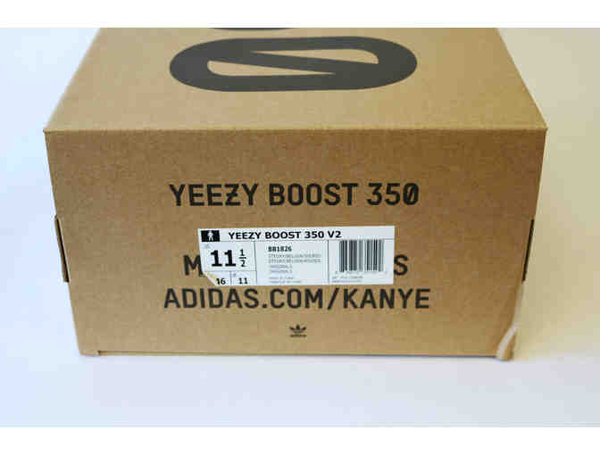 YEEZY BOOST 350 V2 Designed by Kanye West & Adidas- Size 11.5