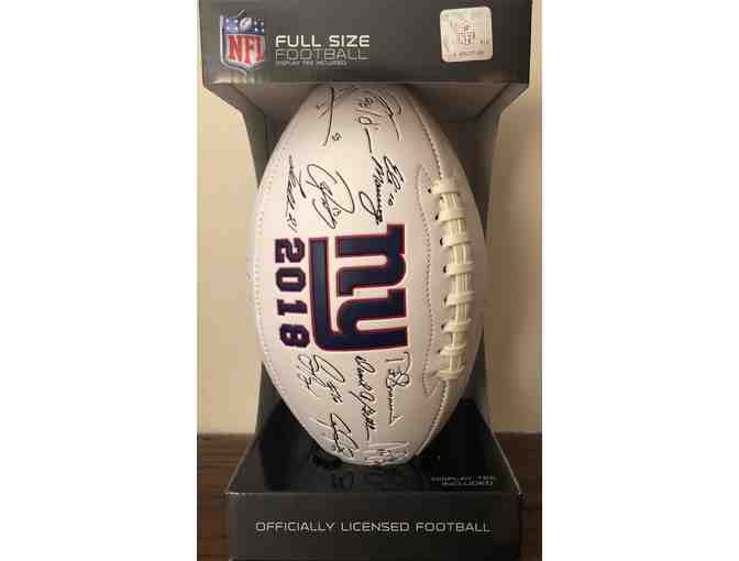 2018 New York Giants Collectible Football Featuring the Signatures of the Entire Team