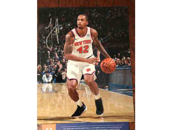 Autographed Lance Thomas Photo - New York Knicks