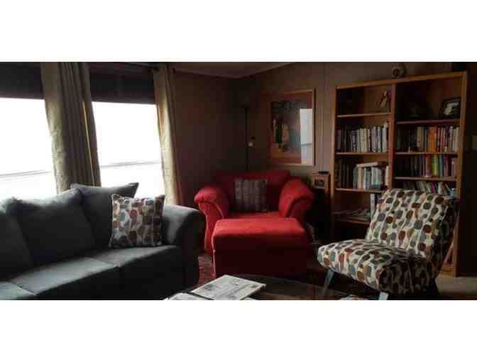 Secluded Virginia Retreat + Wine Tasting