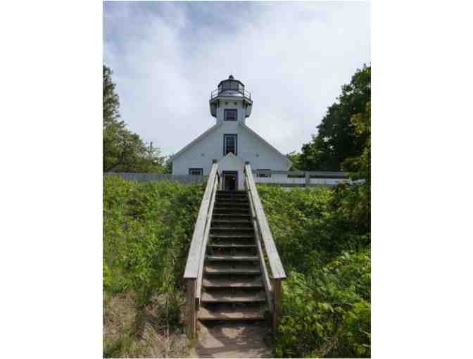 Old Mission Point Lighthouse - Lighthouse Keeper for a Weekend
