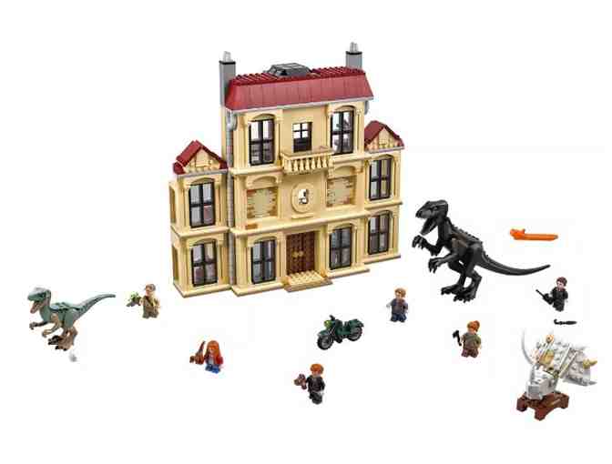 Jurassic World Lego set signed by Chris Pratt