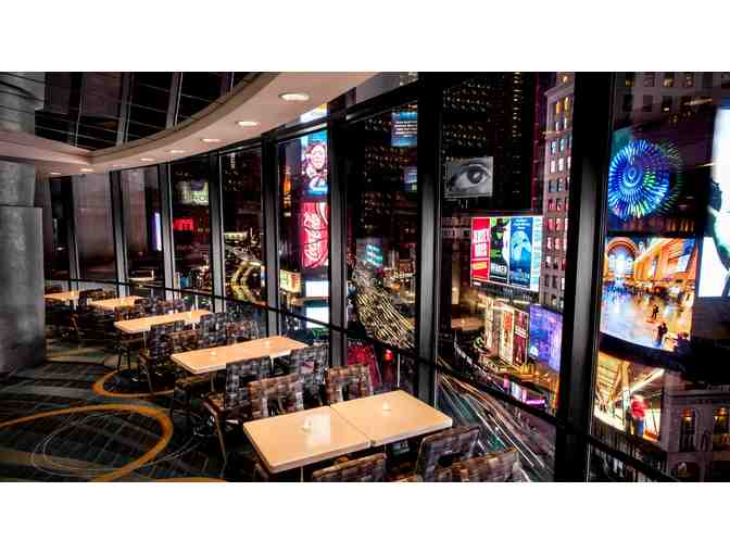 NYC Weekend Getaway: Hotel, Flights & Dining