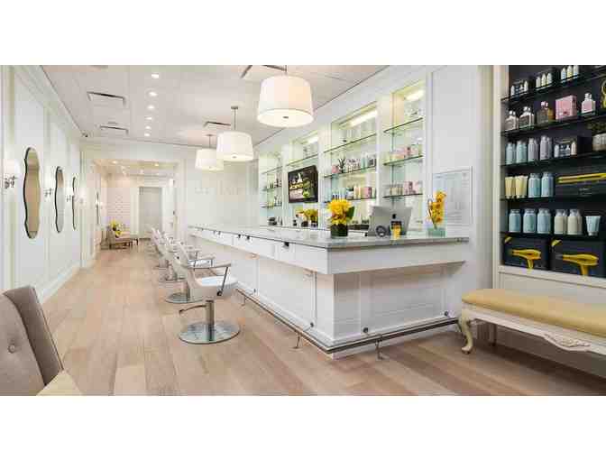 Blowout at Drybar
