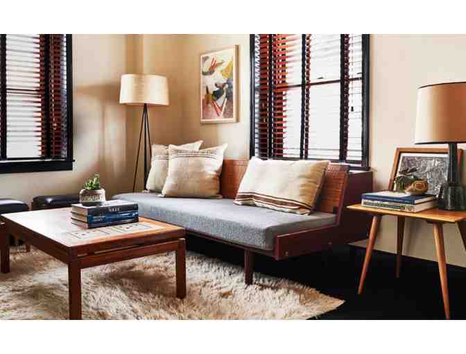 NYC Weekend Package: Hotel, Airfare and Dining