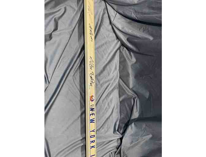 NY Islanders Signature Series 2023/2024 Autographed Team Stick