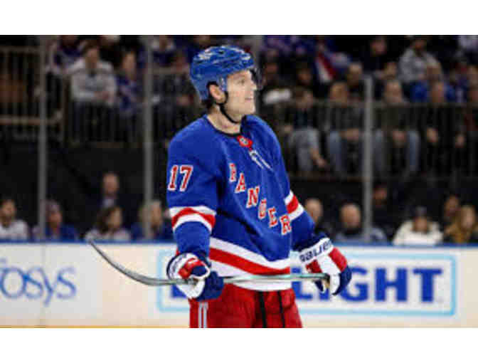 #17 Will Borgen Signed and Game- Used Bauer Gloves - Photo 1