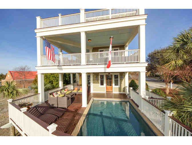 An Incredible 7 Night Stay in a 4-5 bedroom house,  on Isle of Palms, SC.