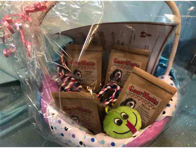 Barbara Olson Center of Hope Gift Basket