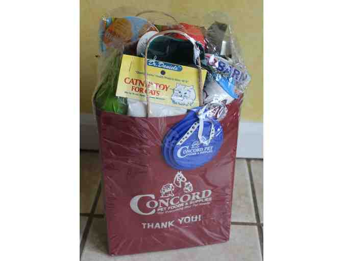 Concord Pet Goodie Bag for the Cat & Dog Lover