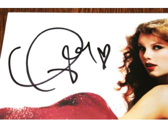 Taylor Swift Autographed 8x10 /w 4 CDs