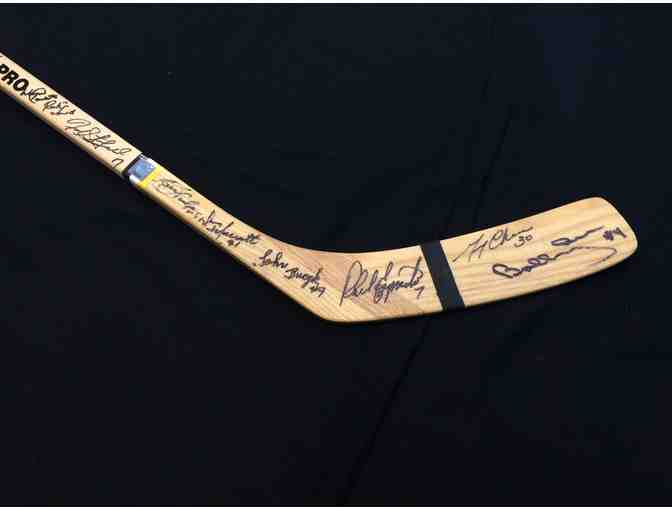 1970 Boston Bruins Team Signed Bobby Orr Hockey Stick: 16 Autographs - Photo 1