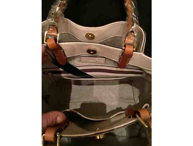 Dooney & Bourke Handbag