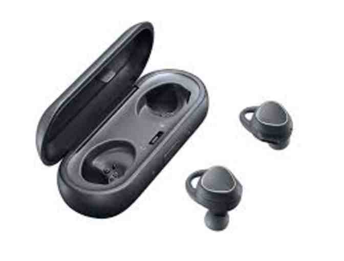Samsung Gear IconX - Cord-Free Fitness Earbuds
