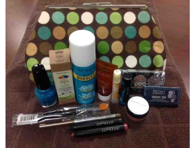 Cosmetic Bag & Beauty Samples