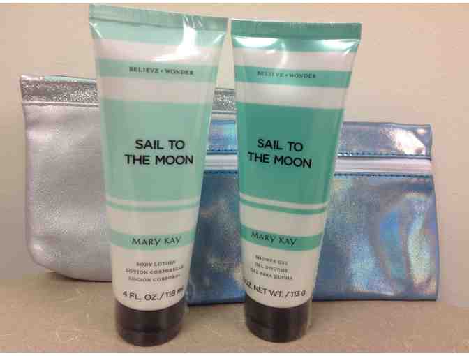 Mary Kay Lotion & Shower Gel Set