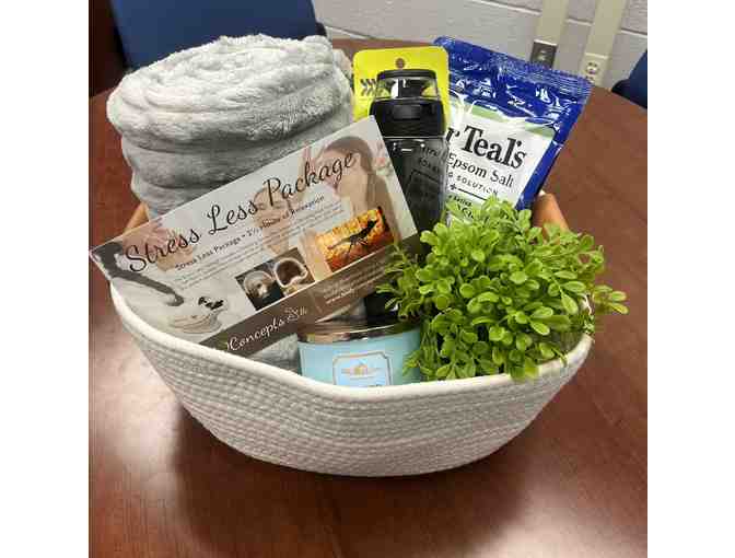 Body Concepts Stress Less Package: 2 1/2 Hours of Relaxation PLUS Spa Basket - Photo 1