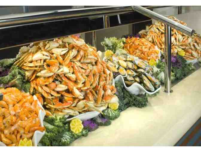 Harrah's Reno Casino & Hotel One Night Stay and Meal at Carvings Buffet