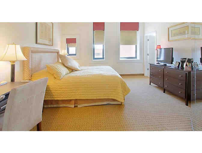 1 Night Stay - Hotel Brexton