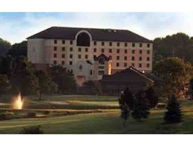 1 Night Stay at Heritage Hills Resort with Breakfast for 2
