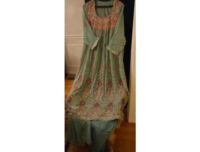 Green and Peach Salwar Suit (Size 42)